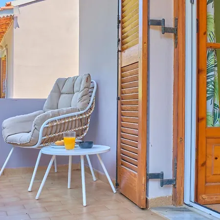 Anastasia's Apartamento Prinilas